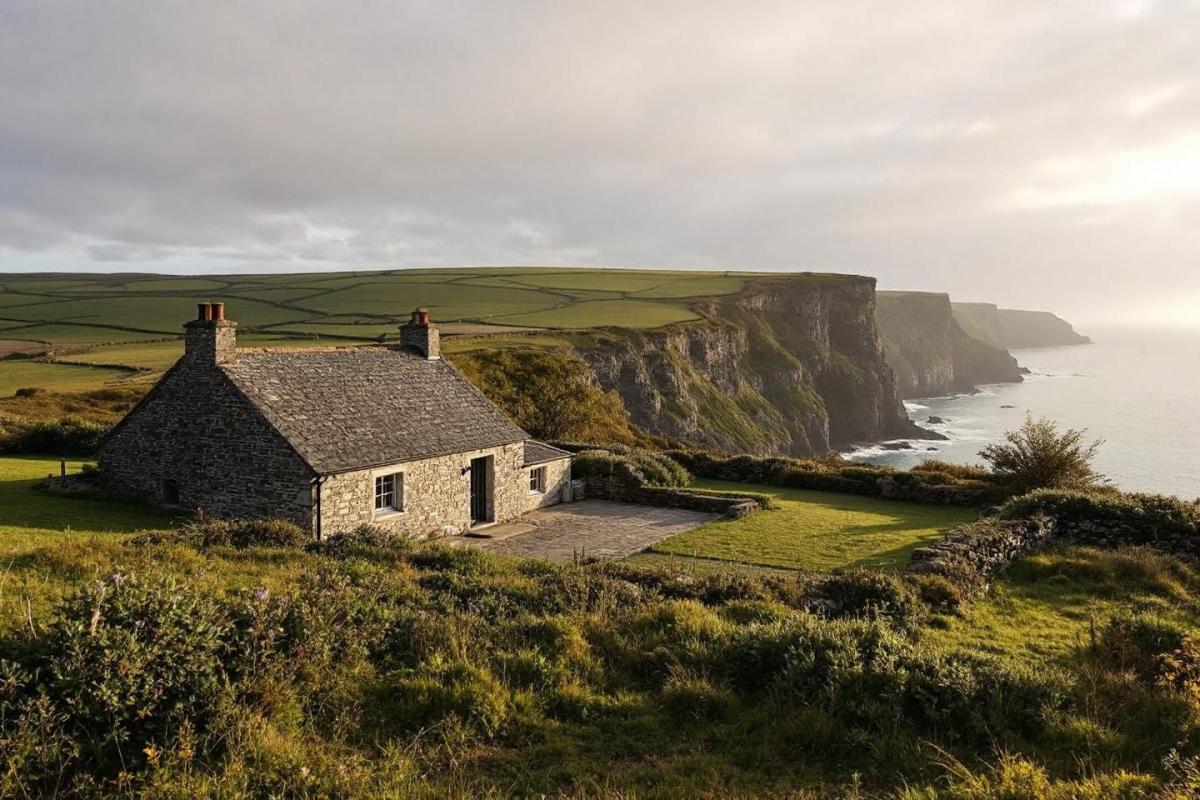 Pourquoi la Bretagne attire 15 millions de visiteurs malgré son climat pluvieux ?