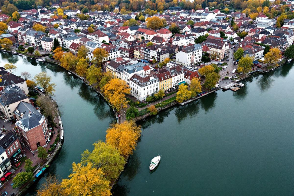 Cette ville européenne surpasse Venise et Prague : destination incontournable d'octobre